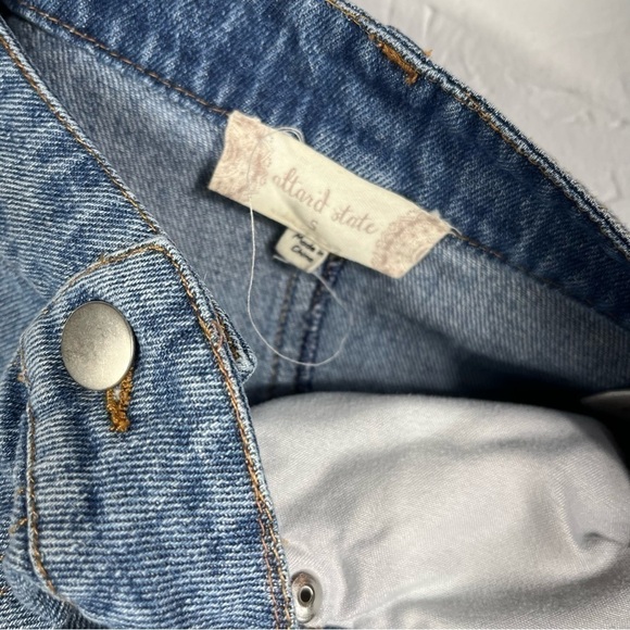 4 for $40 SALE! Altar'd State Two Tone Raw Hem Denim Jean Mini Skirt, Size S - Picture 6 of 10